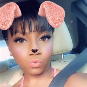 Meet your Posher, Shakia